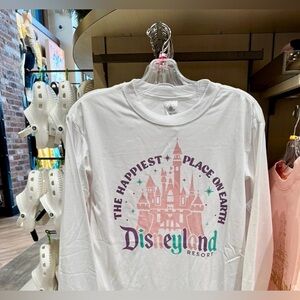 NWT Disney Parks Disneyland The Happiest Place on Earth Long Sleeve Tee